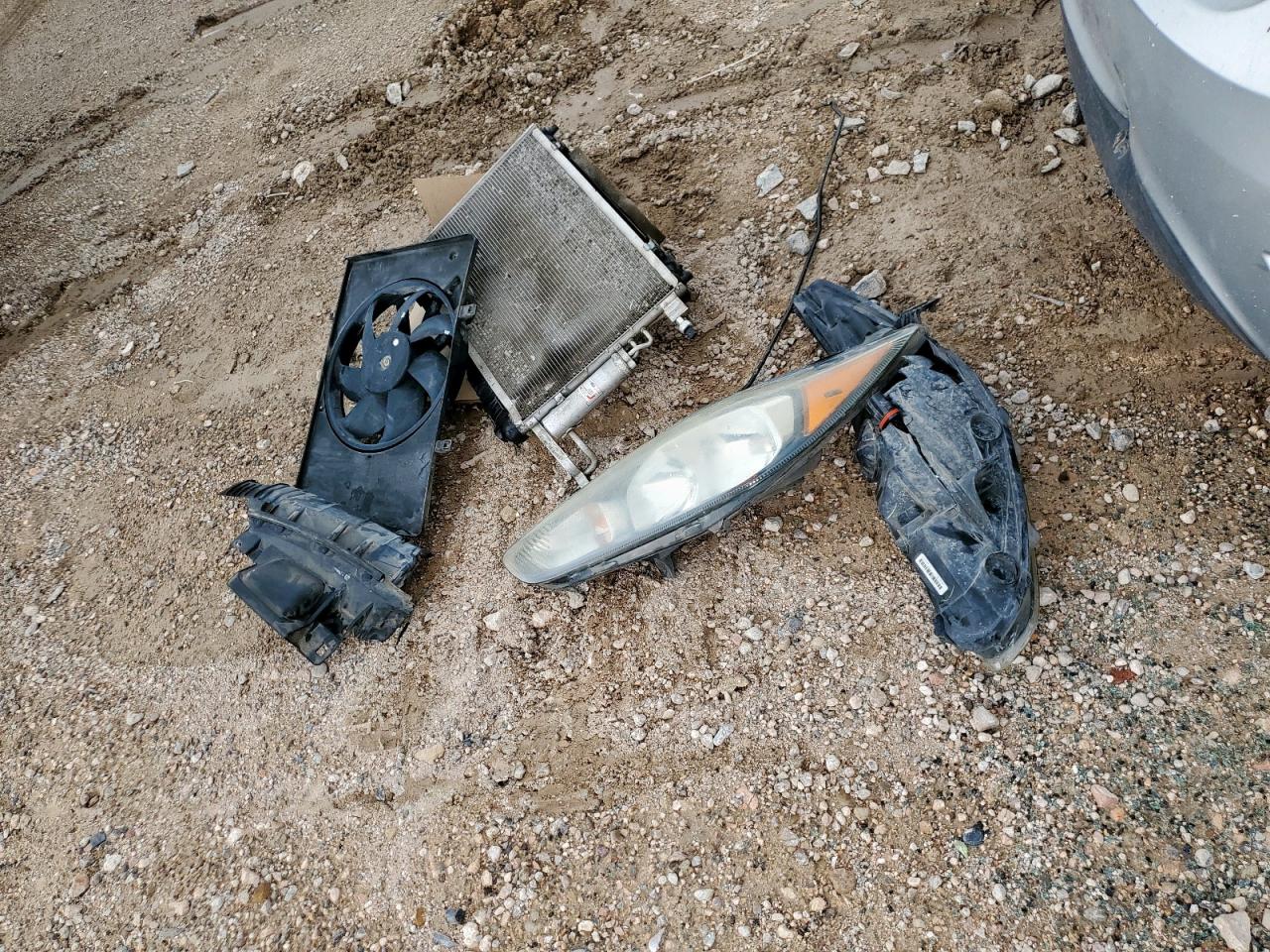 3FADP4EJ4FM204785 2015 Ford Fiesta Se