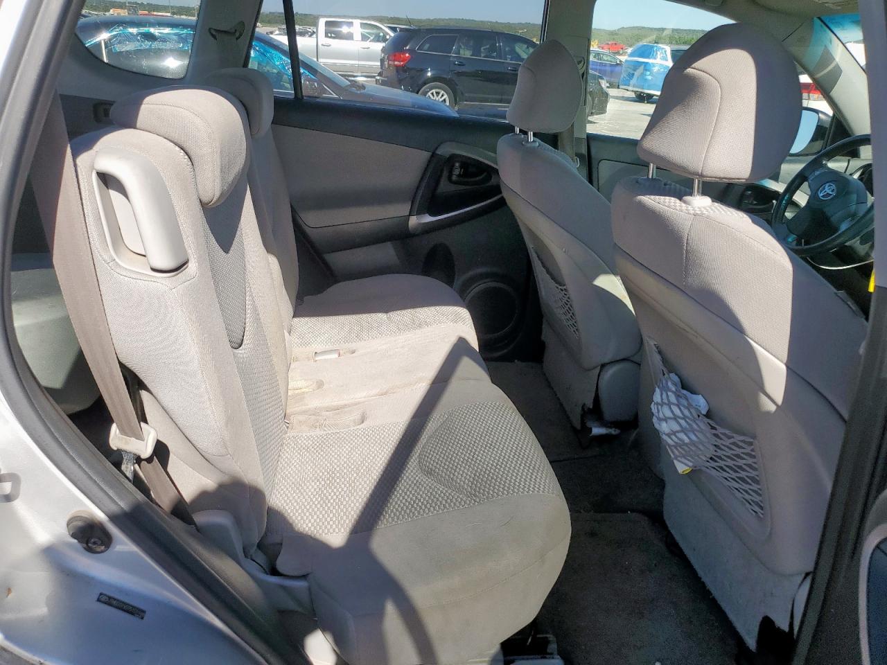 2007 Toyota Rav4 Limited VIN: JTMBD31V075101948 Lot: 66356595