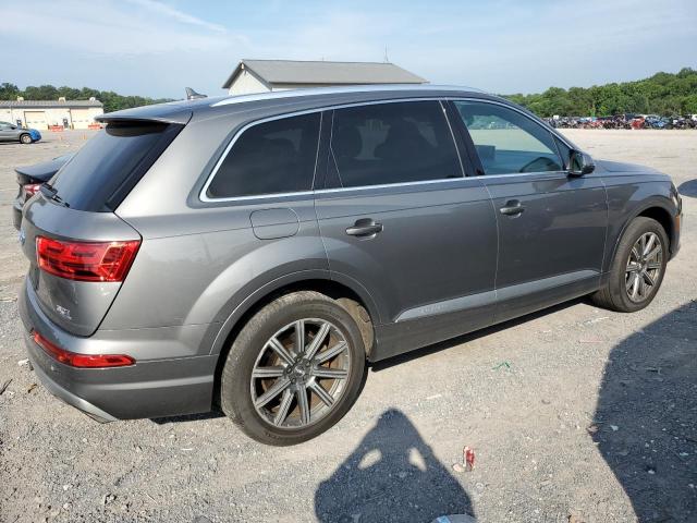Паркетники AUDI Q7 2017 Серый
