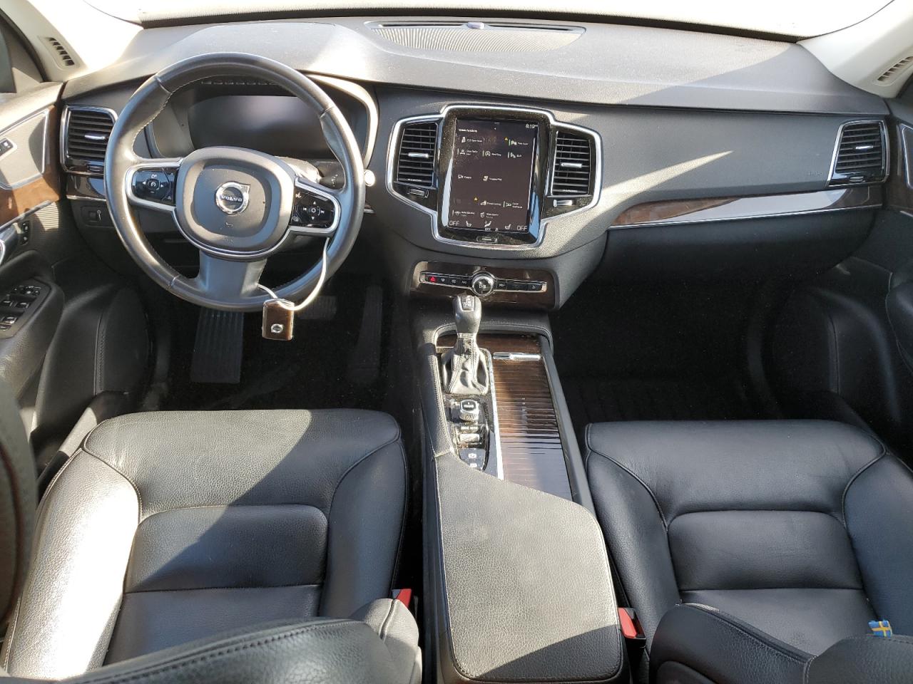 2016 Volvo Xc90 T6 VIN: YV4A22PK8G1017891 Lot: 65840465