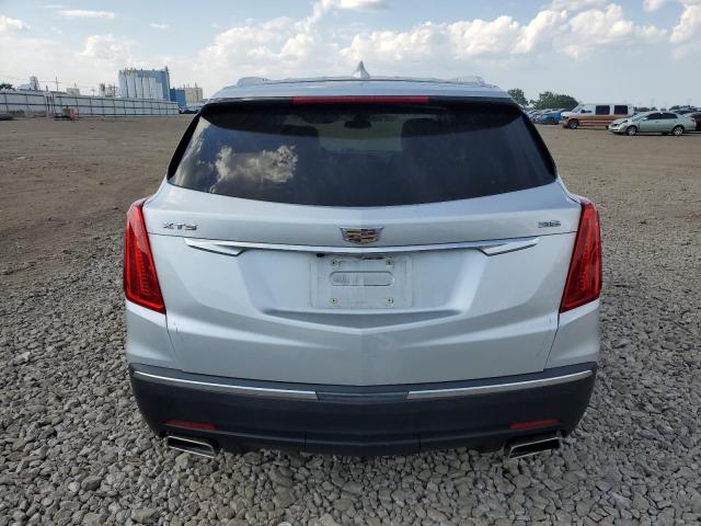  CADILLAC XT5 2019 Серебристый