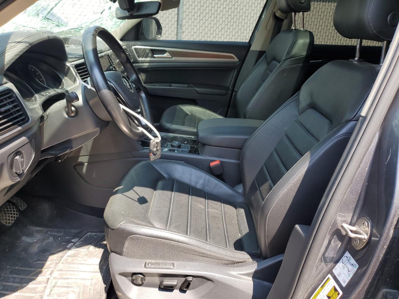 2018 Volkswagen Atlas Sel VIN: 1V2MR2CA5JC525366 Lot: 64735305