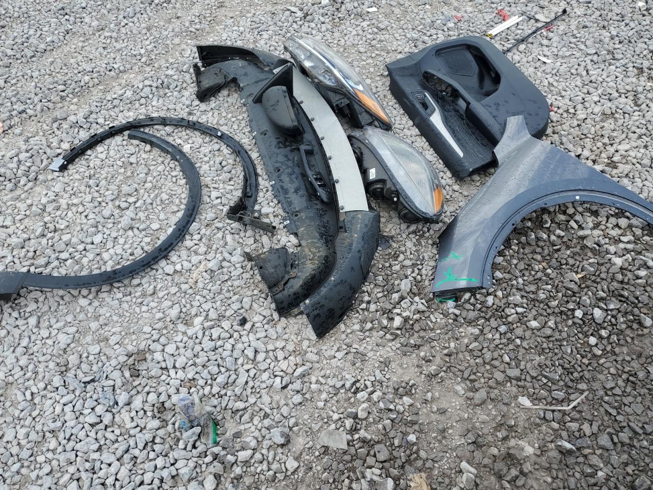 2021 Ford Escape S VIN: 1FMCU0F68MUA97536 Lot: 65180275