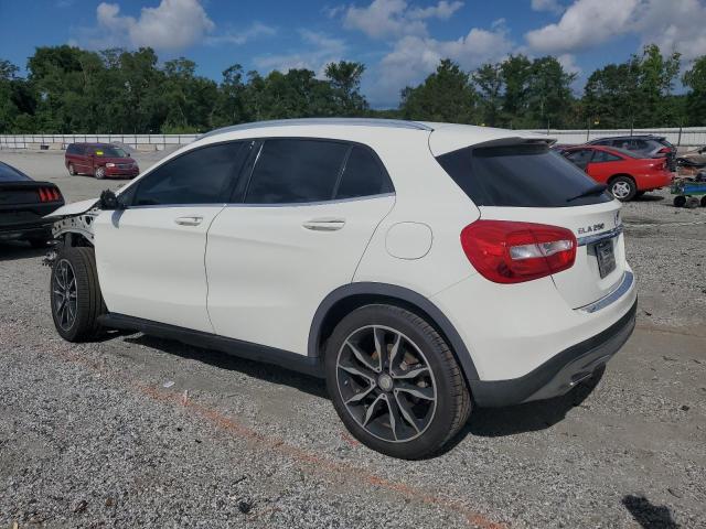  MERCEDES-BENZ GLA-CLASS 2017 Белы