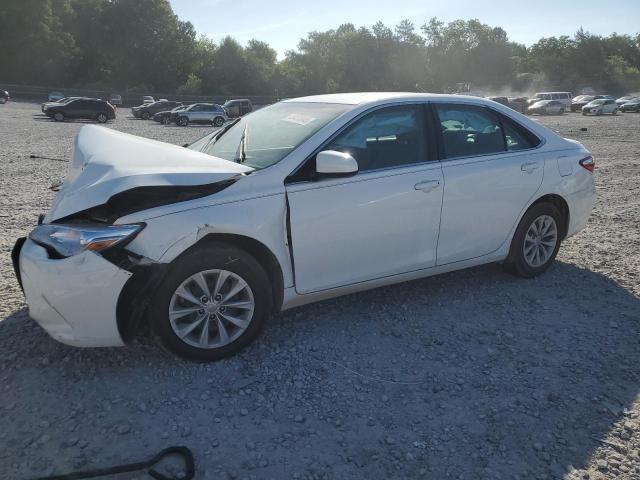  TOYOTA CAMRY 2016 Biały