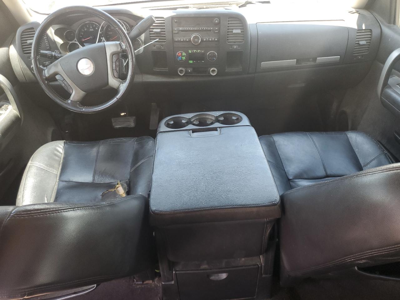 2008 Chevrolet Silverado C1500 VIN: 3GCEC13J68G232813 Lot: 65247295