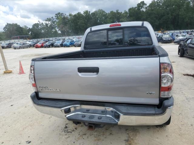  TOYOTA TACOMA 2015 Srebrny