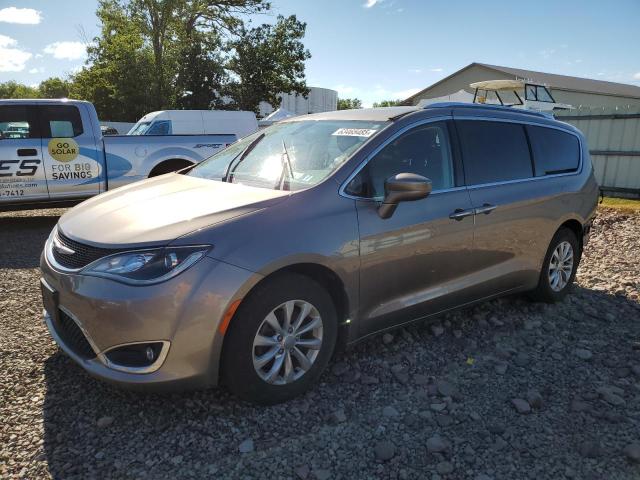  CHRYSLER PACIFICA 2018 Золотой