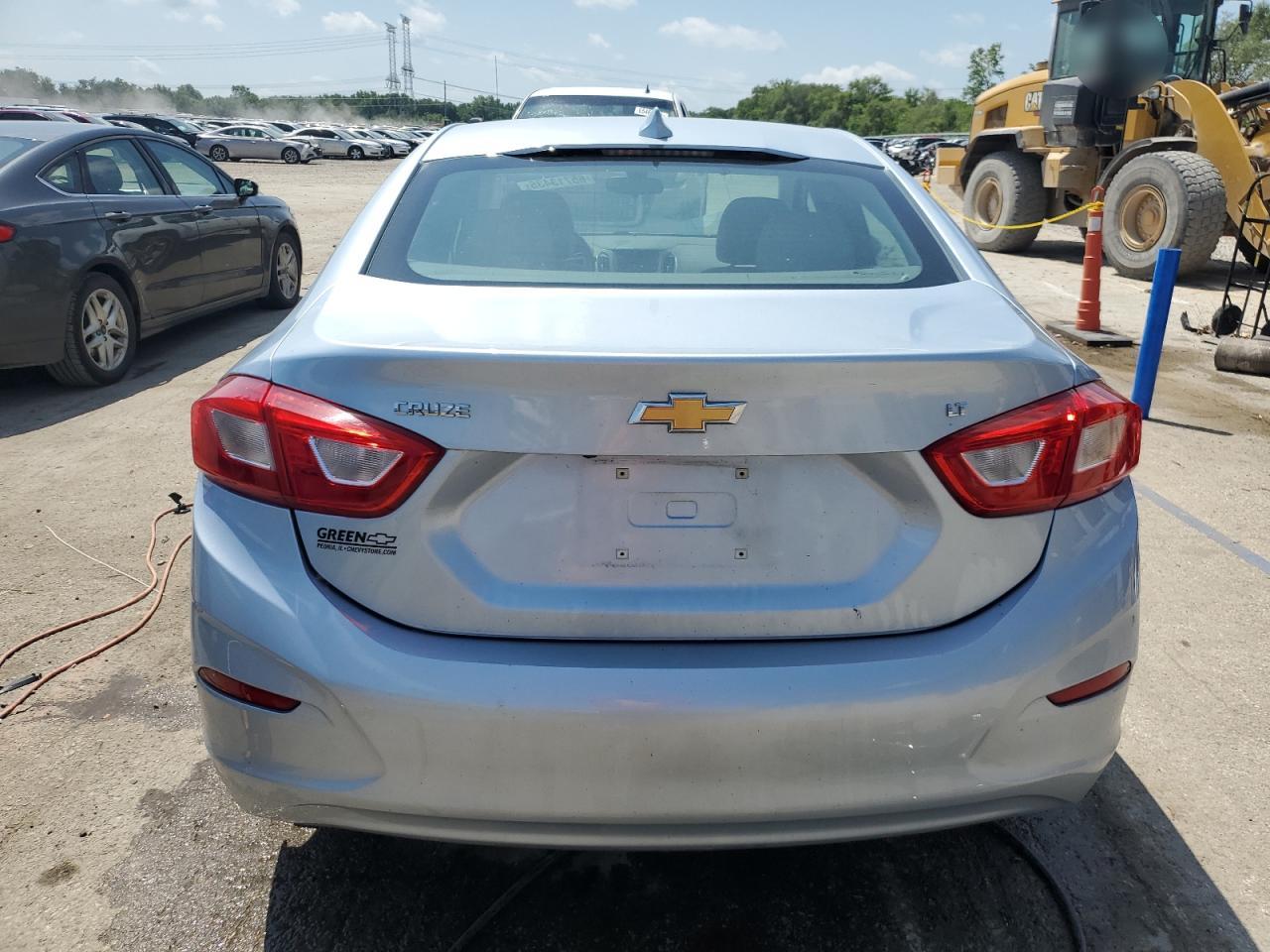 2017 Chevrolet Cruze Lt VIN: 1G1BE5SM8H7174725 Lot: 65713435