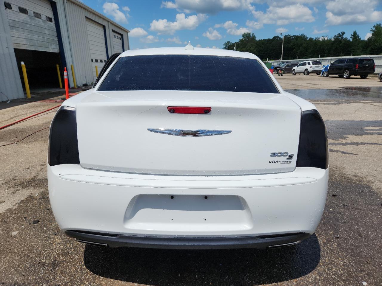 2019 Chrysler 300 S VIN: 2C3CCABGXKH601164 Lot: 64746385