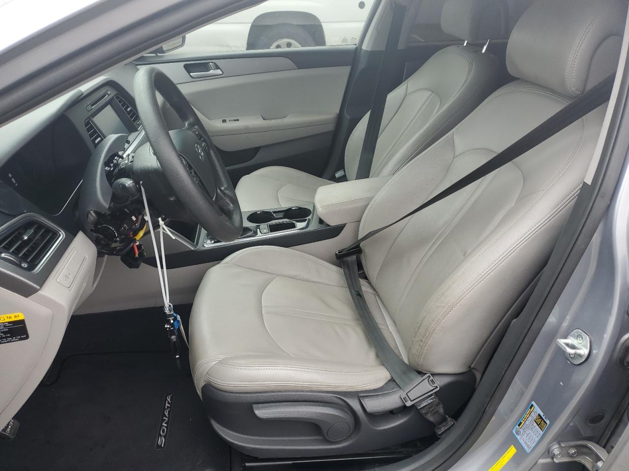2016 Hyundai Sonata Se VIN: 5NPE24AF2GH307404 Lot: 64822795