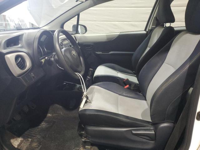 Hatchbacks TOYOTA YARIS 2012 Biały