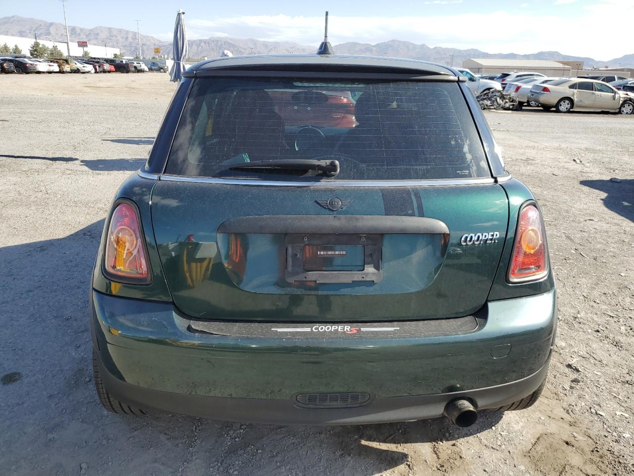 2010 Mini Cooper VIN: WMWMF3C55ATZ62056 Lot: 65567745