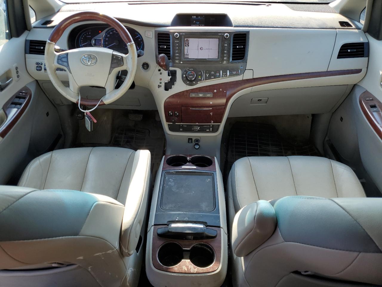 2013 Toyota Sienna Xle VIN: 5TDDK3DC6DS067383 Lot: 63749875