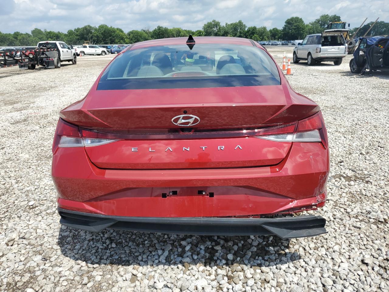 2022 Hyundai Elantra Sel VIN: KMHLM4AG0NU272595 Lot: 64073075