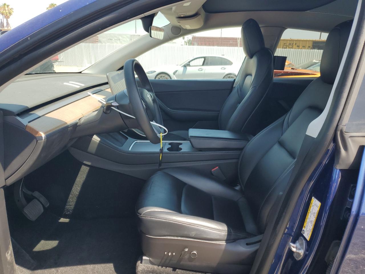 2021 Tesla Model Y VIN: 5YJYGAEE8MF305133 Lot: 63115005