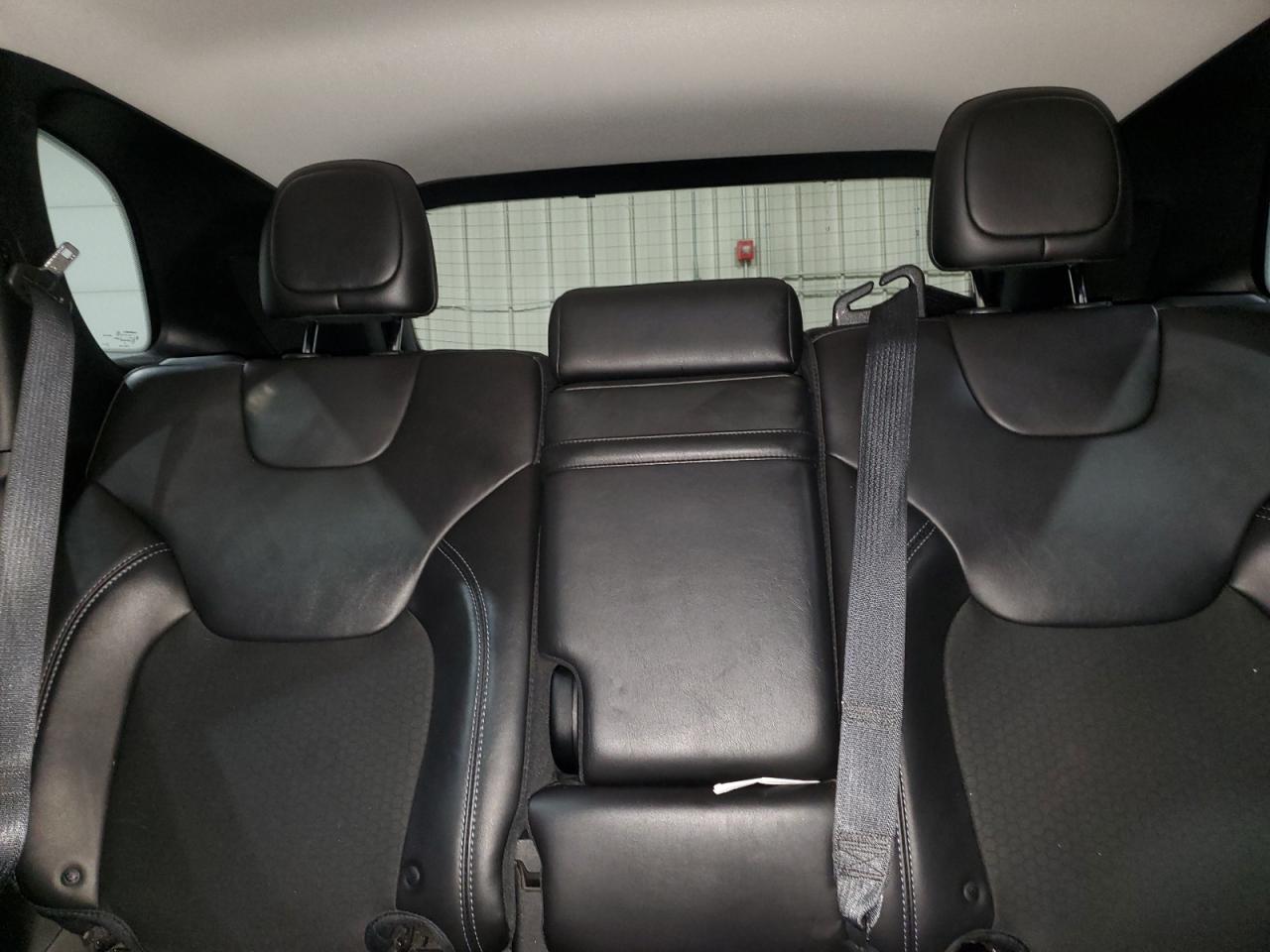 2019 Jeep Cherokee Latitude Plus VIN: 1C4PJMLB1KD288543 Lot: 66951545