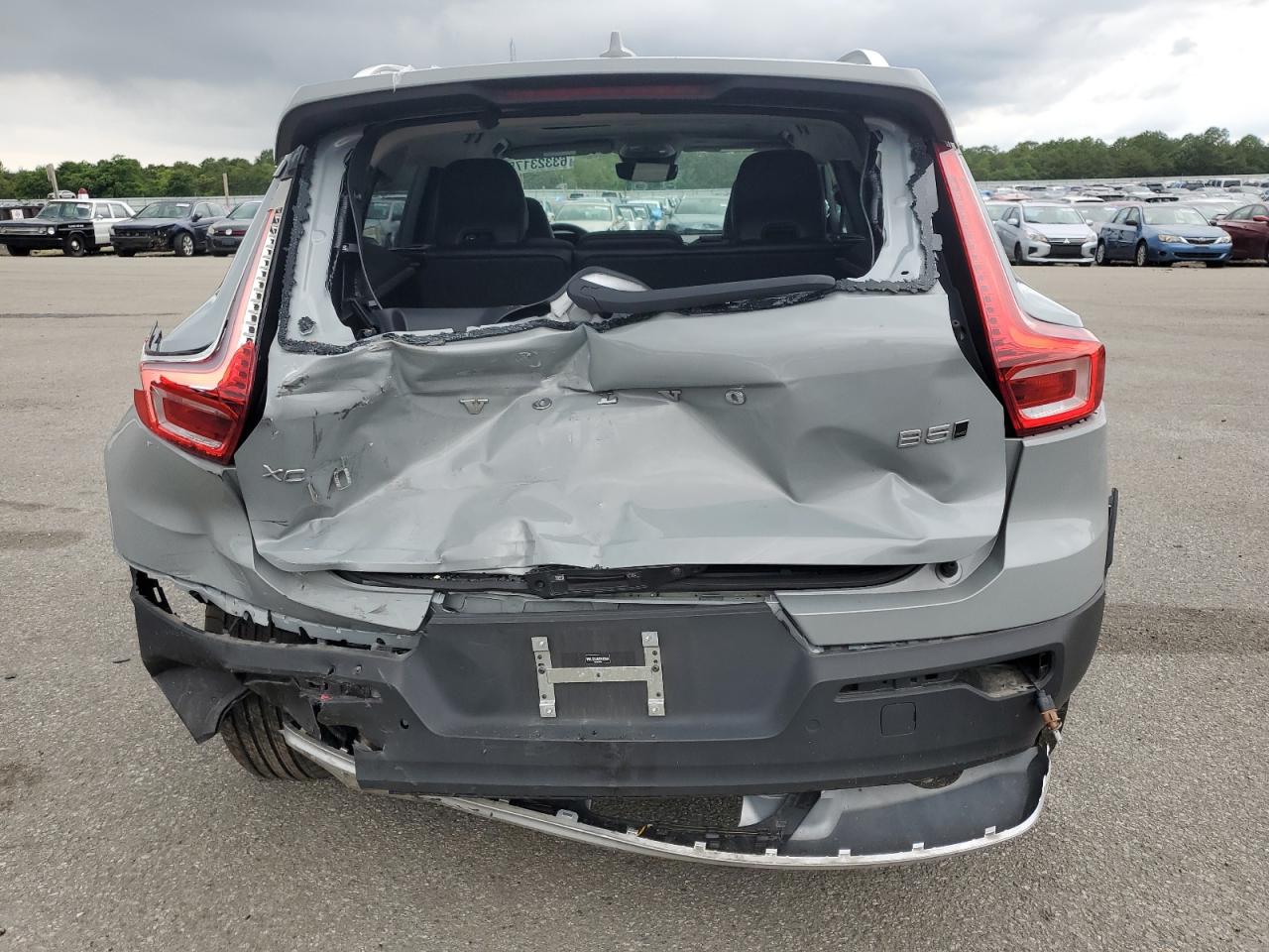 2025 Volvo Xc40 Core VIN: YV4L12UJ6S2472054 Lot: 63323175
