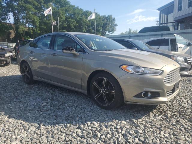 Sedans FORD FUSION 2015 Cream