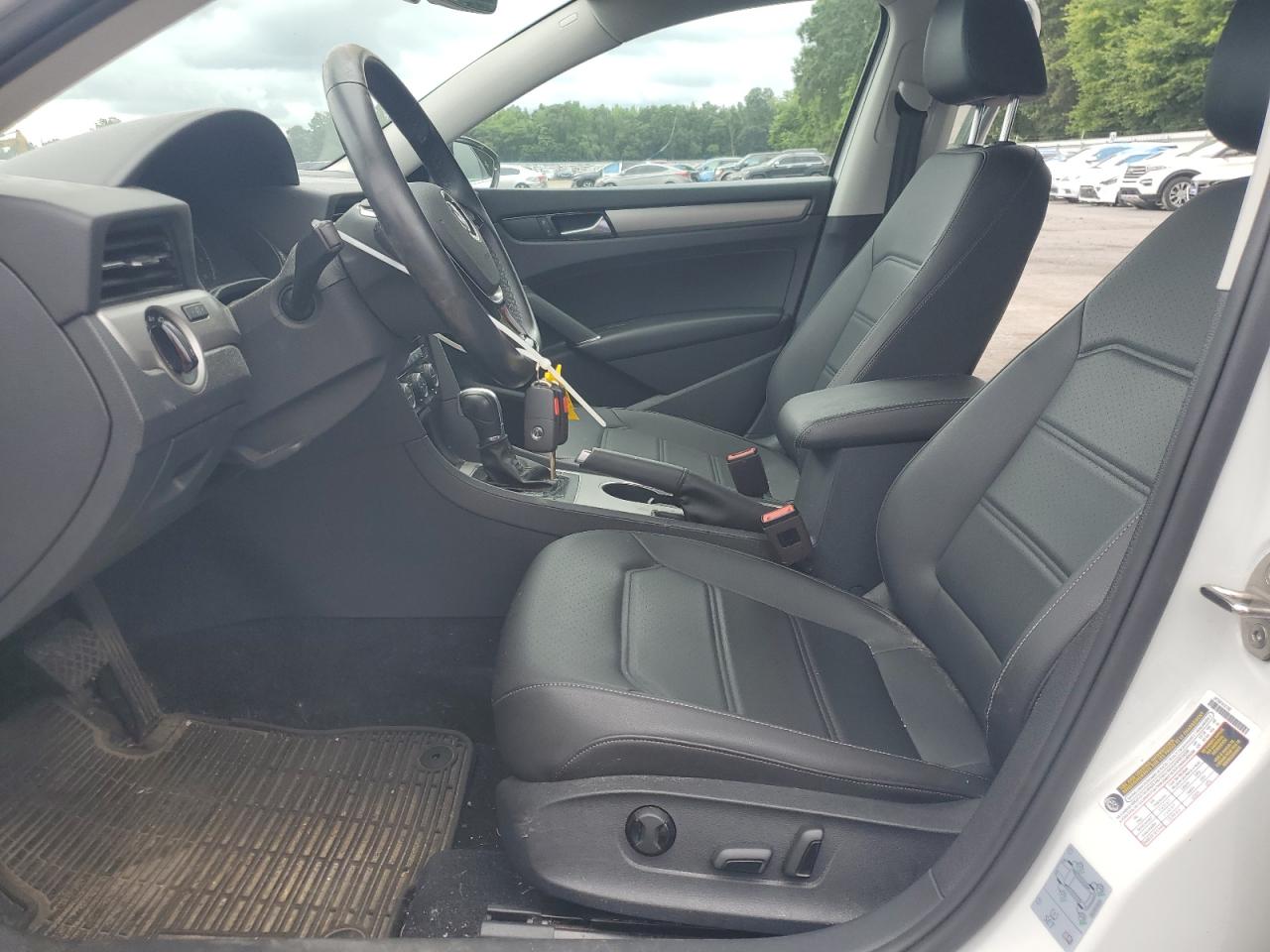 2020 Volkswagen Passat Se VIN: 1VWSA7A32LC008043 Lot: 64264075