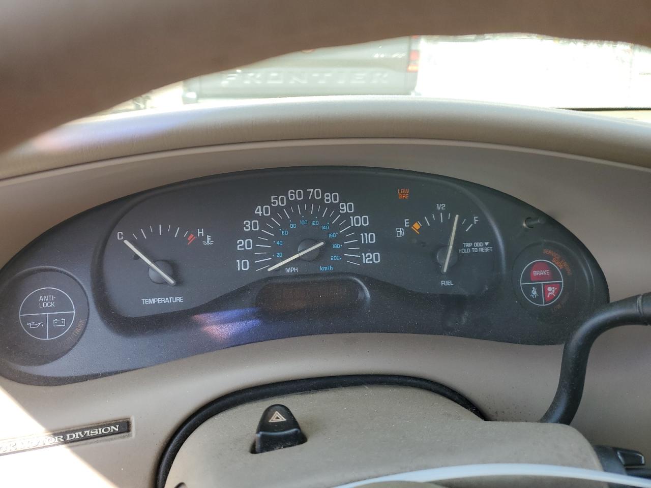 2000 Buick Century Custom VIN: 2G4WS52J1Y1247711 Lot: 64594005