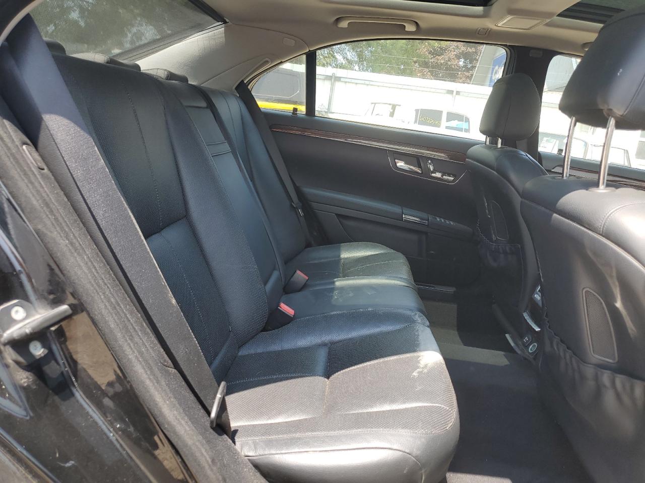 2007 Mercedes-Benz S 550 VIN: WDDNG71X07A070341 Lot: 64962805