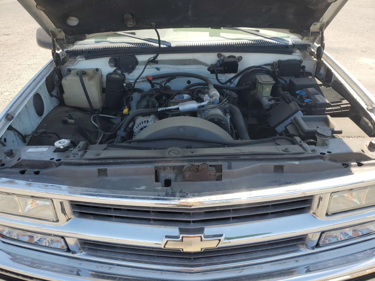 1996 Chevrolet Tahoe K1500 VIN: 1GNEK13R2TJ414225 Lot: 65547245