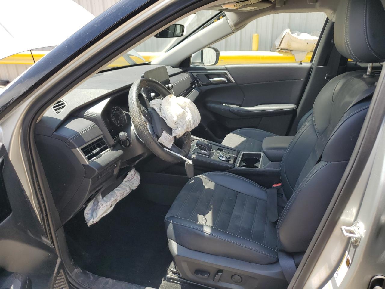 2024 Mitsubishi Outlander Se VIN: JA4J3VA85RZ045385 Lot: 64750205