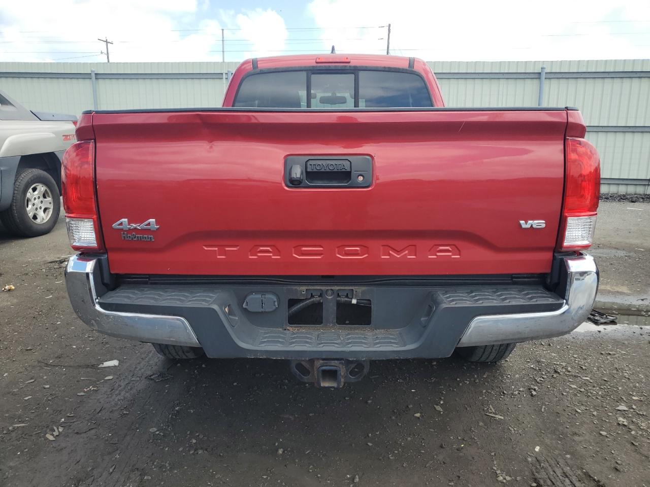 2017 Toyota Tacoma Access Cab VIN: 5TFSZ5AN1HX097136 Lot: 64246995