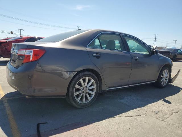  TOYOTA CAMRY 2012 Серый