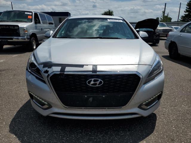 Седаны HYUNDAI SONATA 2016 Серебристый