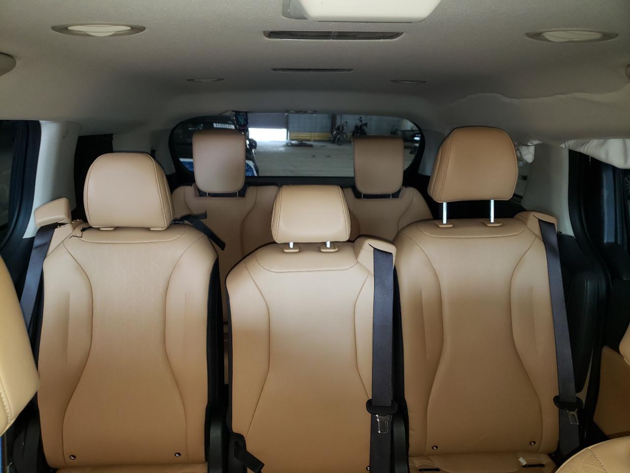 2024 Kia Carnival Ex VIN: KNDNC5H39R6356515 Lot: 64356925