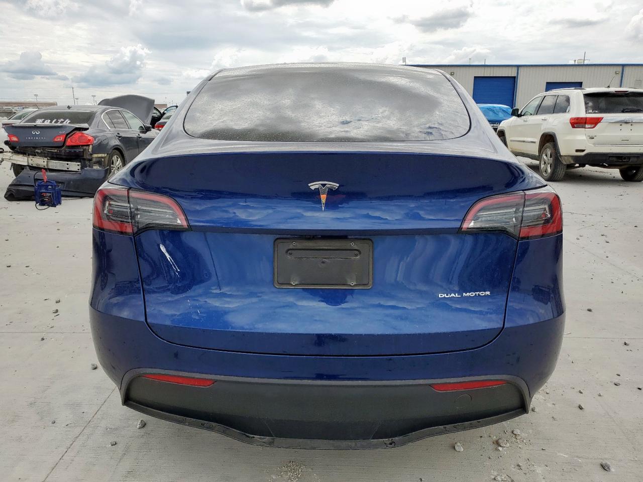2023 Tesla Model Y VIN: 7SAYGDEE3PA167684 Lot: 63126885