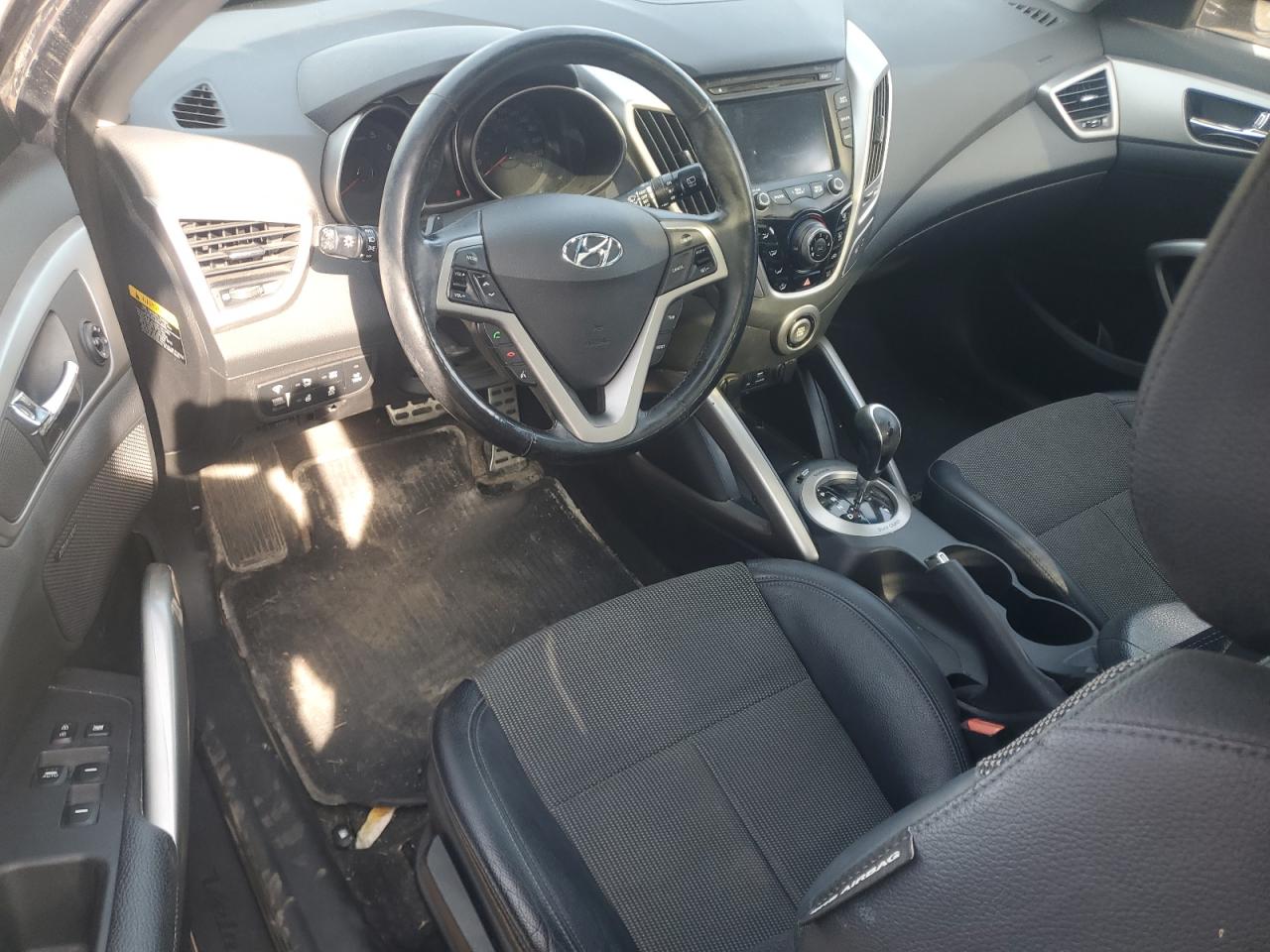 kmhtc6ad4fu242618 KMHTC6AD4FU242618 2015 Hyundai Veloster