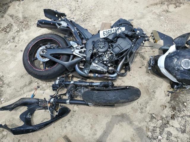 2005 Yamaha Yzfr1   
