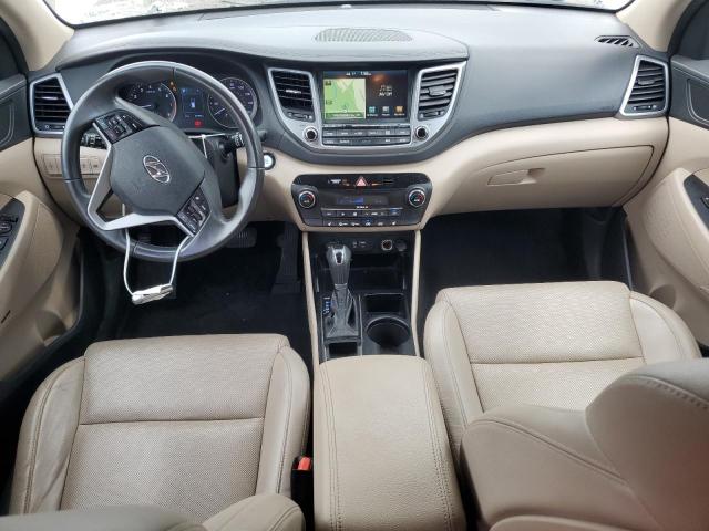Parquets HYUNDAI TUCSON 2017 Biały