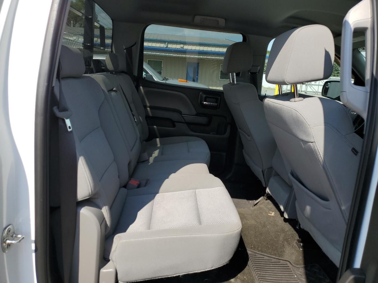 2018 Chevrolet Silverado K1500 Custom VIN: 3GCUKPEC8JG107964 Lot: 64365875
