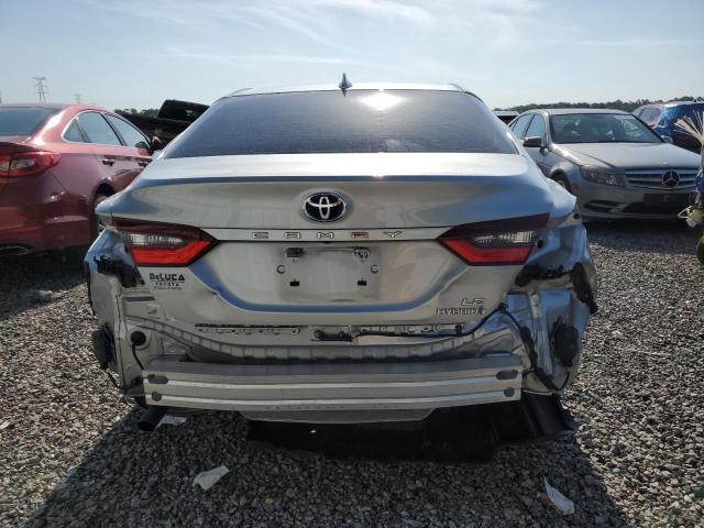  TOYOTA CAMRY 2022 Srebrny