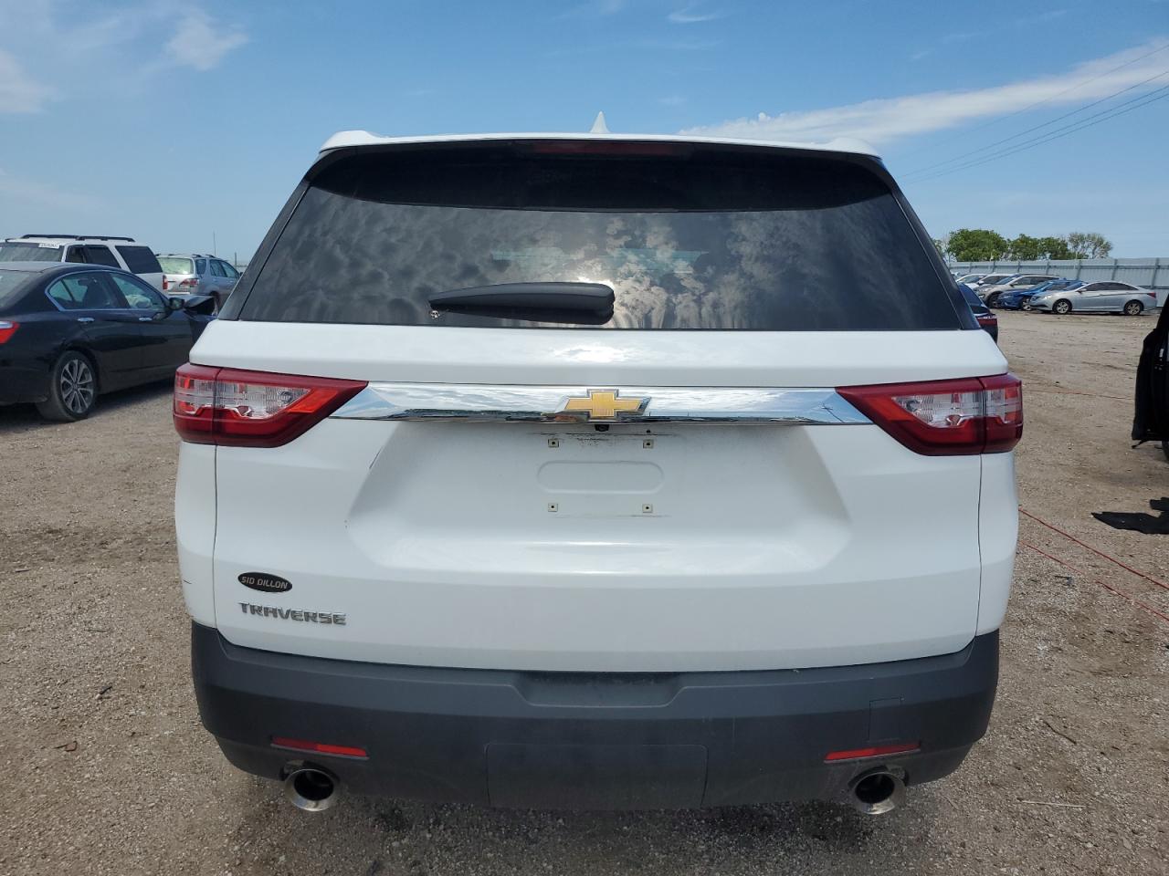 2019 Chevrolet Traverse Ls VIN: 1GNERFKW2KJ255799 Lot: 64017445