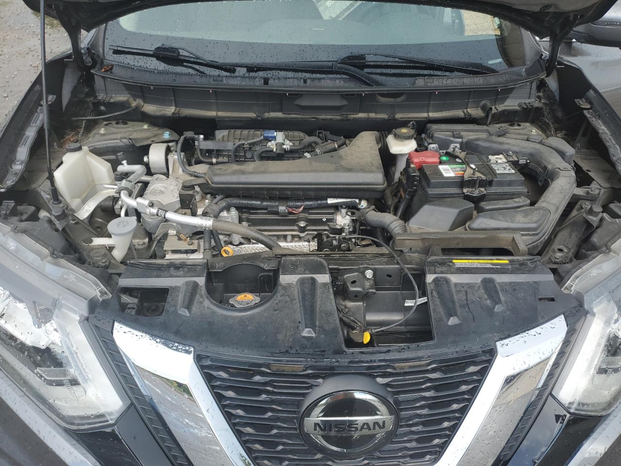 Nissan Rogue s 2020