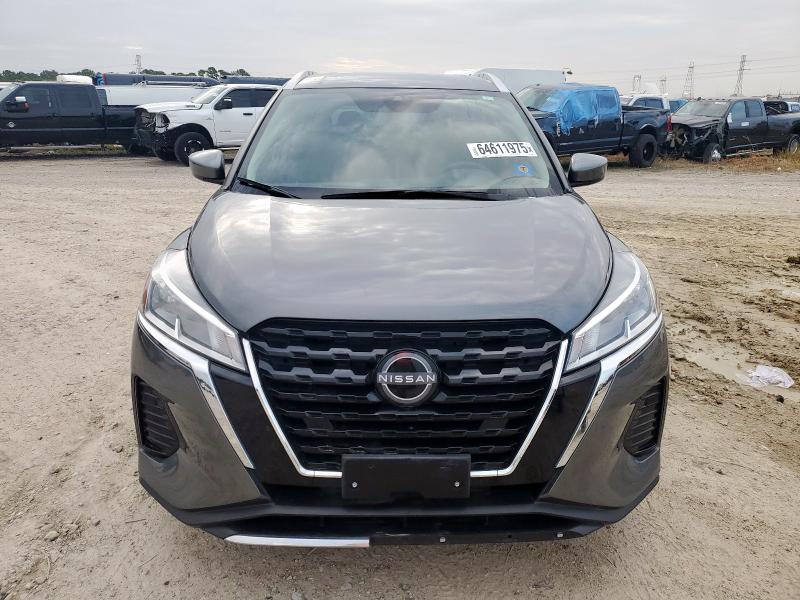  NISSAN KICKS 2024 Gray