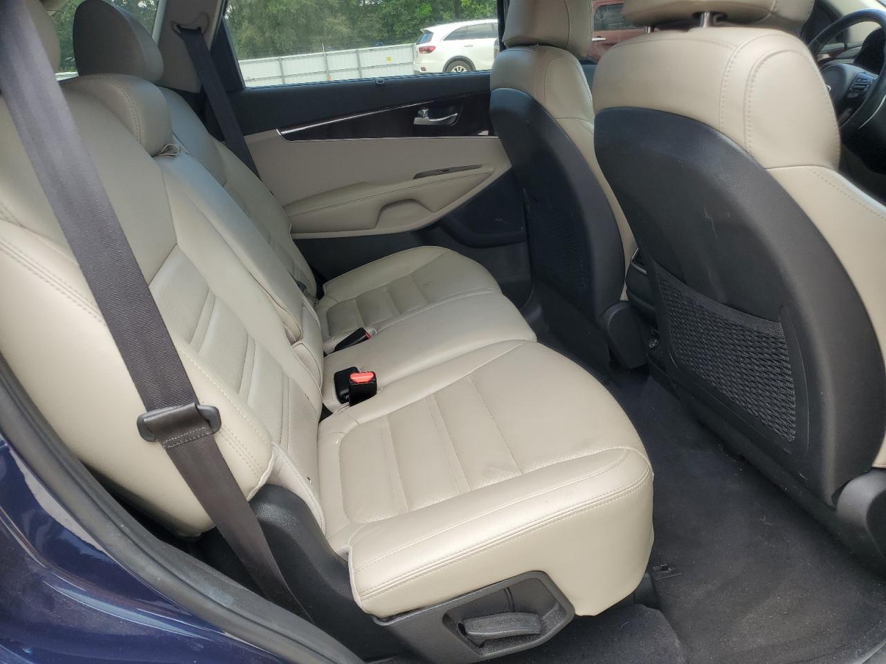 2017 Kia Sorento Ex VIN: 5XYPHDA58HG303431 Lot: 65504635