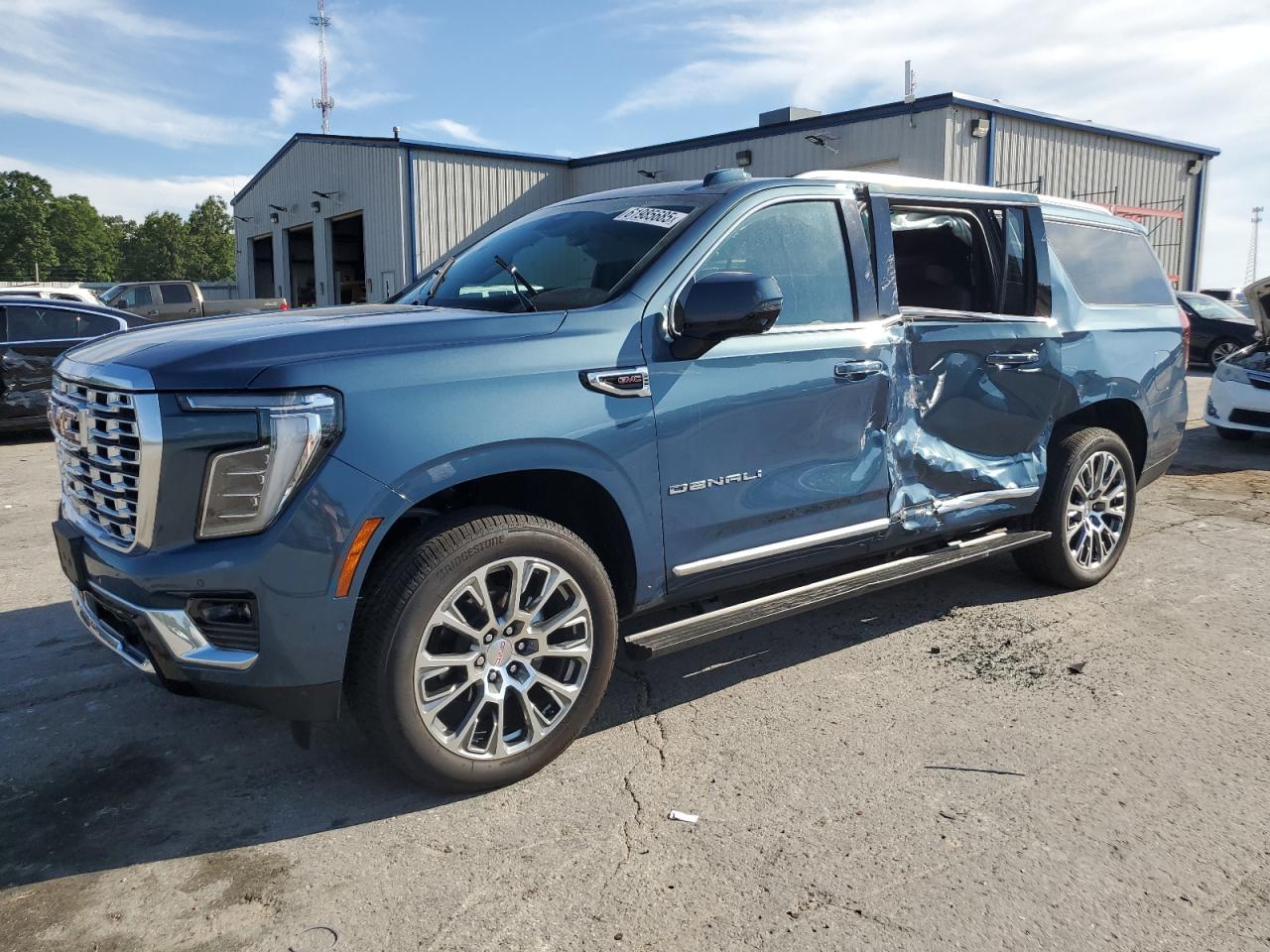 2025 GMC Yukon Xl Denali