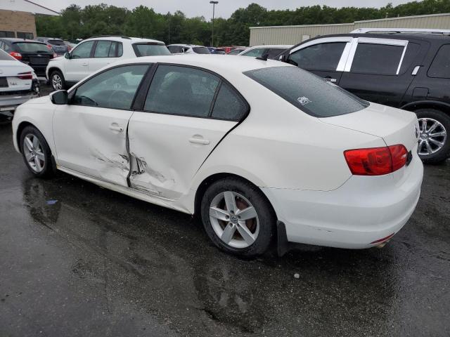 Sedans VOLKSWAGEN JETTA 2012 White