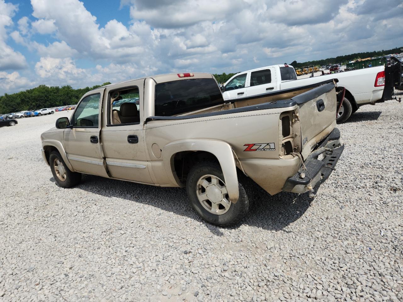 2gtek13t341390338 2GTEK13T341390338 2004 GMC New Sierra K1500