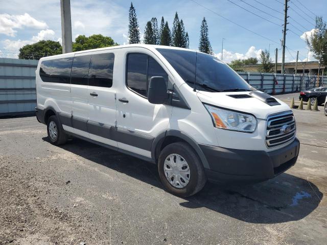 Minivans FORD TRANSIT 2017 White