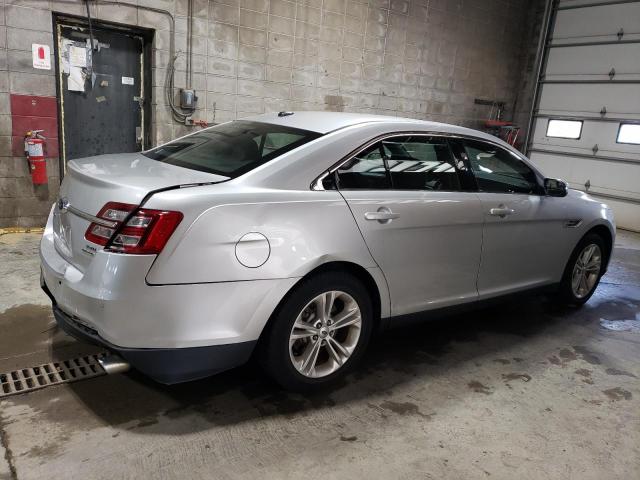 Sedans FORD TAURUS 2014 Silver