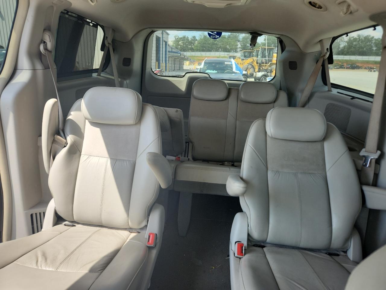 2010 Chrysler Town & Country Limited VIN: 2A4RR7DXXAR494026 Lot: 63733505
