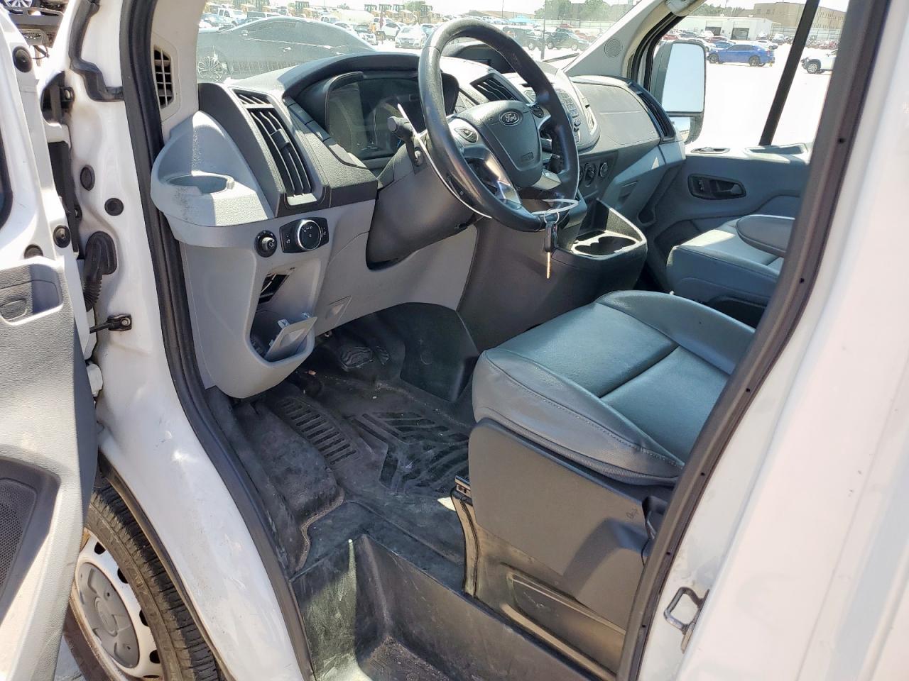 2015 Ford Transit T-250 VIN: 1FTNR1CG3FKA94835 Lot: 65747835