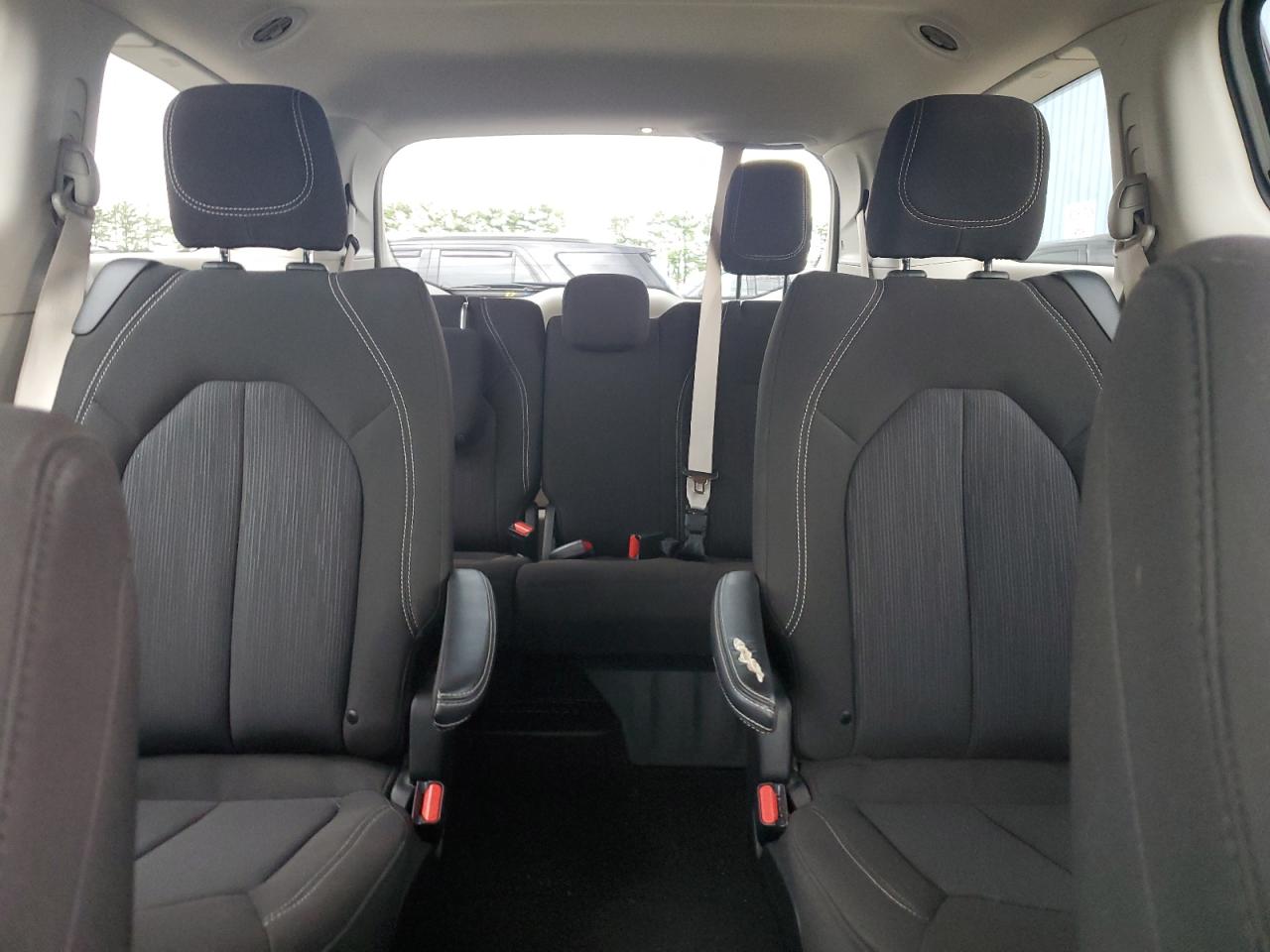 2022 Chrysler Voyager Lx VIN: 2C4RC1CG7NR159799 Lot: 63236015